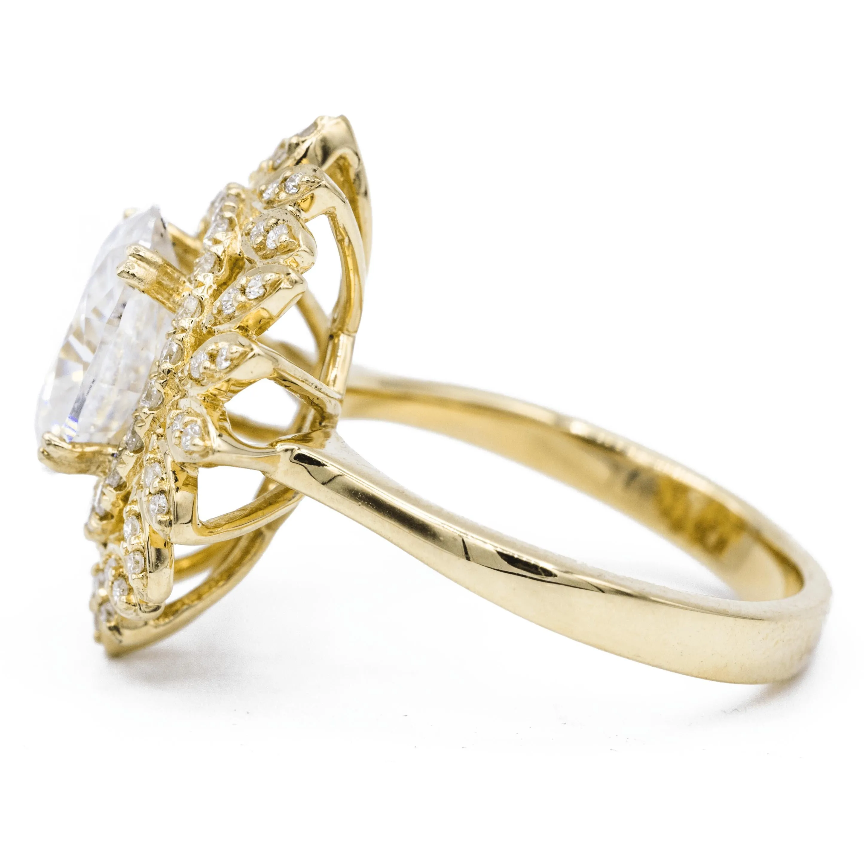 10x8mm Oval Center 14K Yellow Gold Sunburst Halo Ring