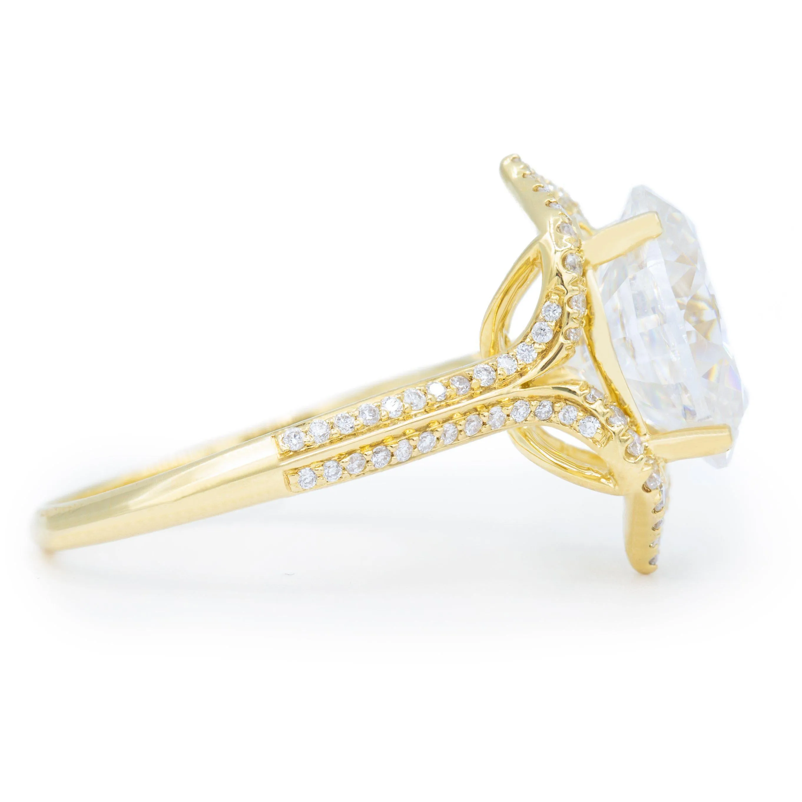 11x9mm Oval Center 14K Yellow Gold Halo Diamond Accent Ring