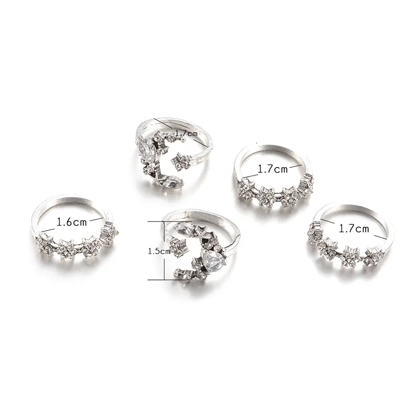 30 Pieces) Vintage Inlaid Drill Star Moon Pattern Ring Set
