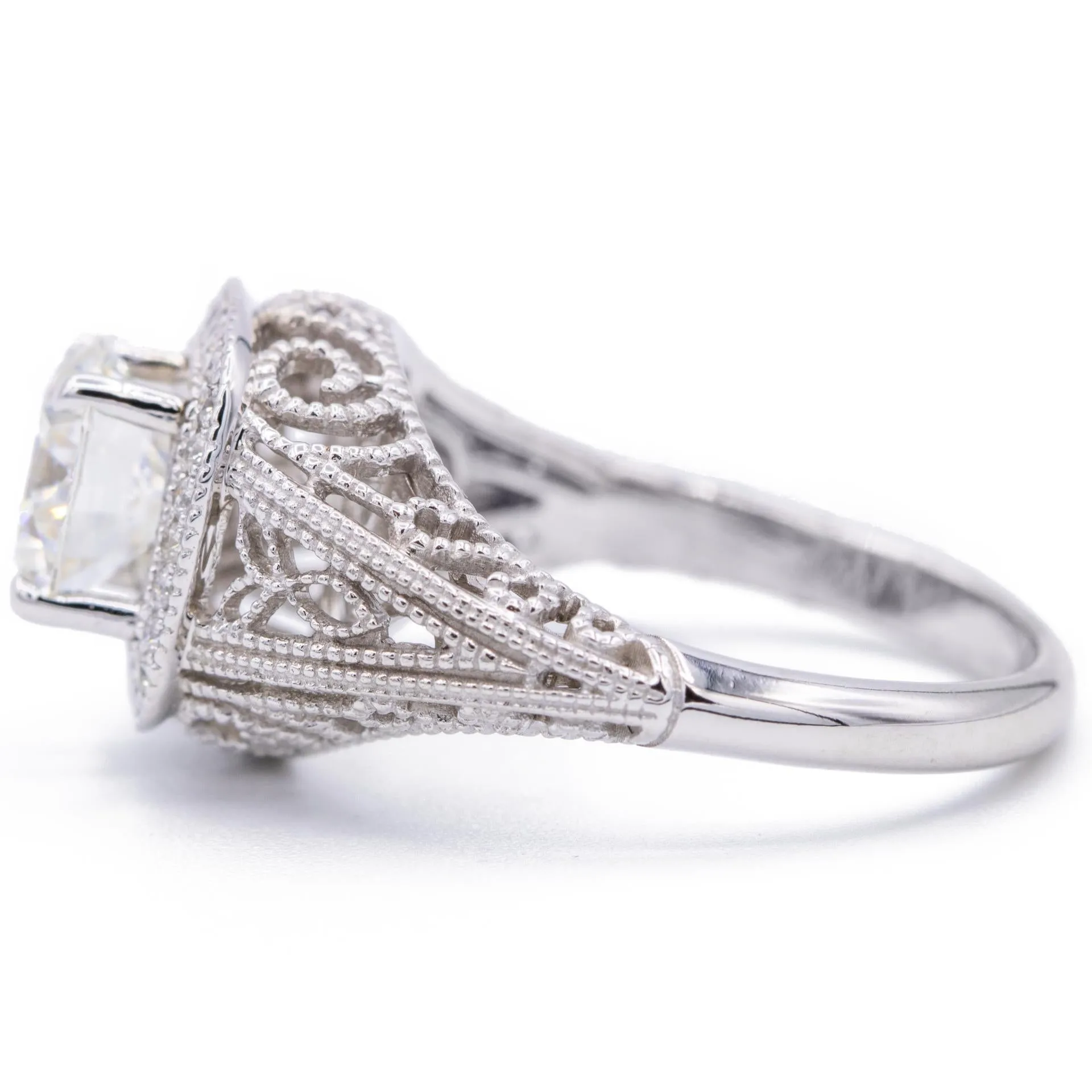 7mm Round Center 14K White Gold Diamond Halo Milgrain Detail Ring