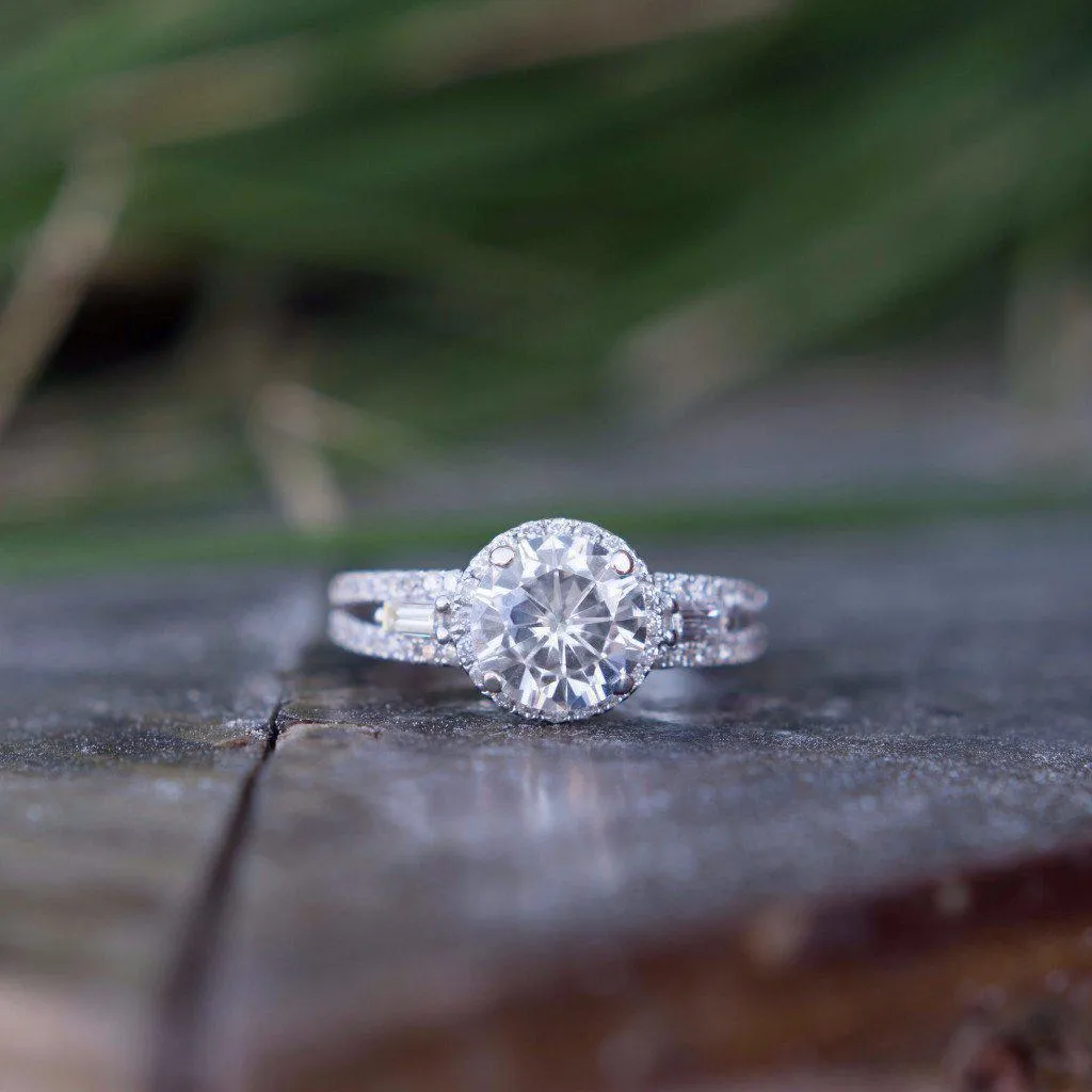 8mm Round Center 14K White Gold Antique Filigree Diamond MicroPave & Baguette Side Ring