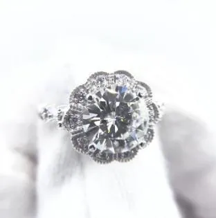 8mm Round Center 14K White Gold Milgrain Vintage Halo Ring