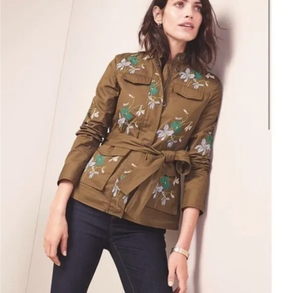 ANN TAYLOR Embroidered Floral Safari Jacket Skirt Blazer Coordinating Set Green