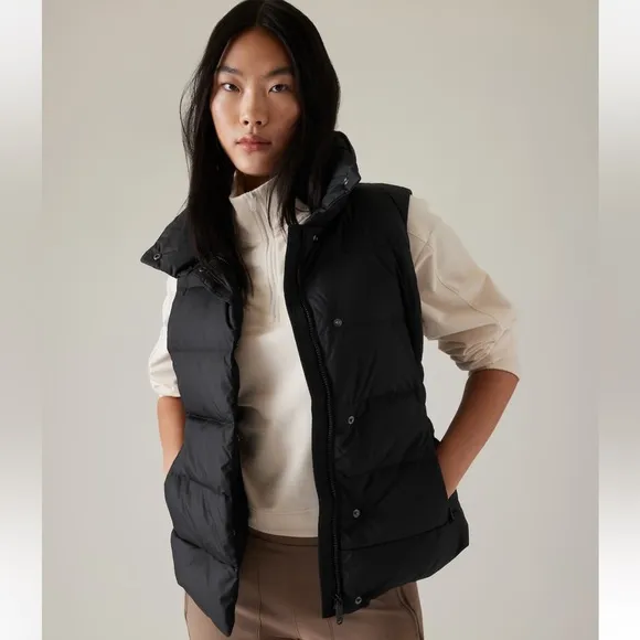 Athleta Downtown Puffer Vest