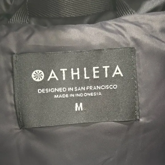 Athleta Downtown Puffer Vest