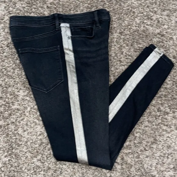 Athleta Sculptek Metallic Stripe Jean Carbon Wash Ultra High Rise Size 8