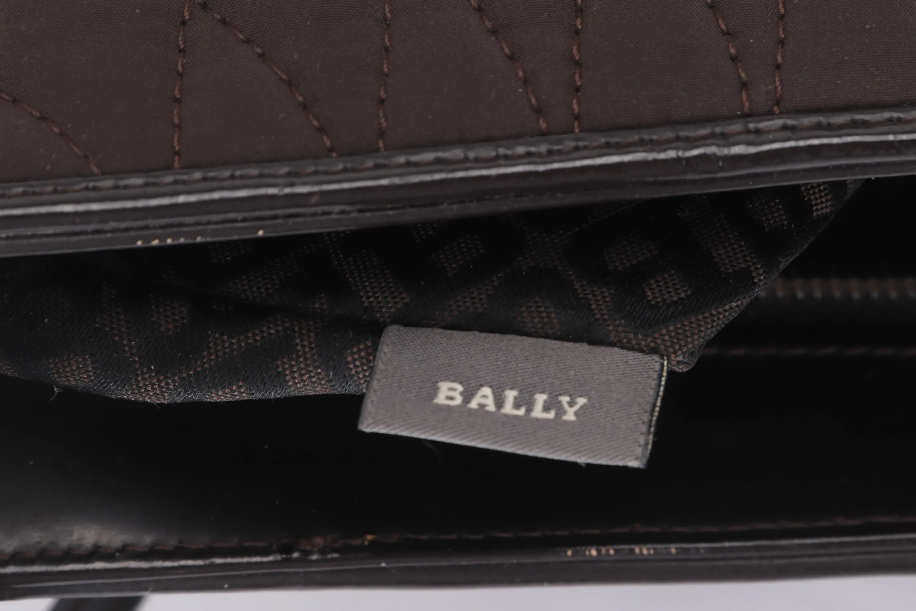 BALLY SHOULDER BAG MEDIUM DARK BROWN QUILTED FABRIC WITH LEATHER SILVER HARDWARE, NO DUST COVER