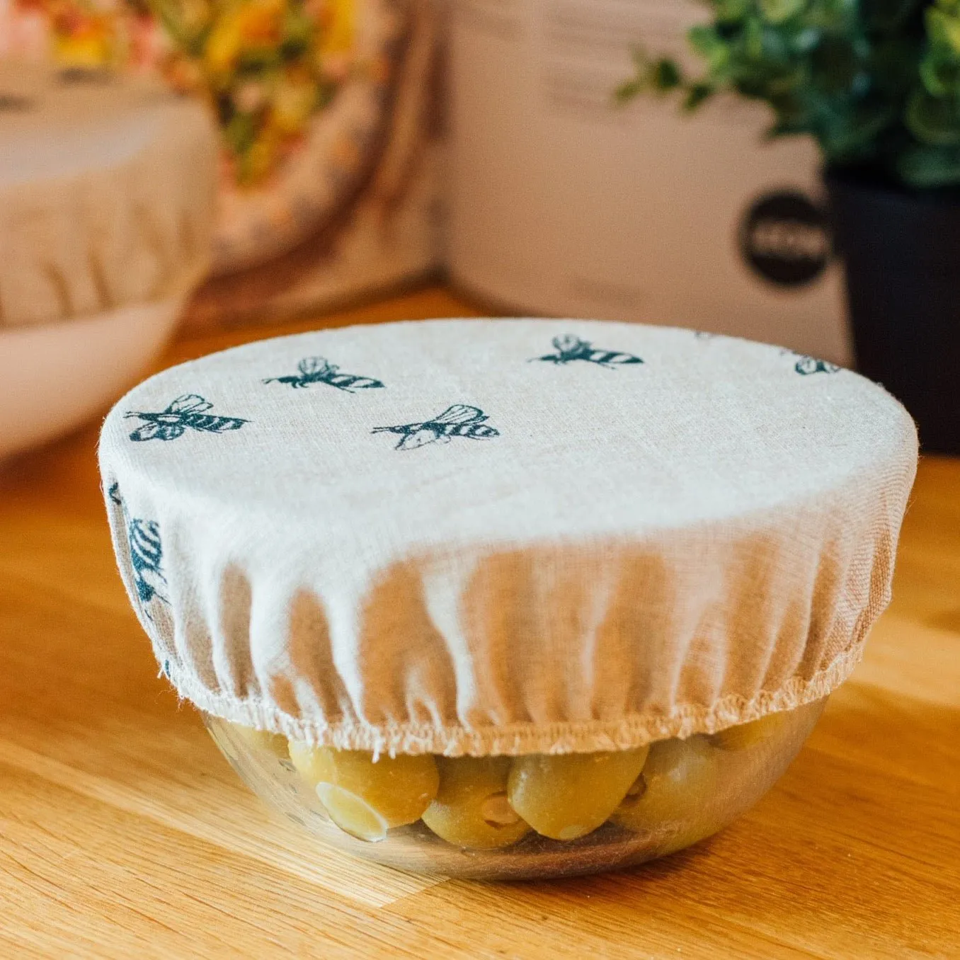 Bee Reusable Linen Bowl Covers Set