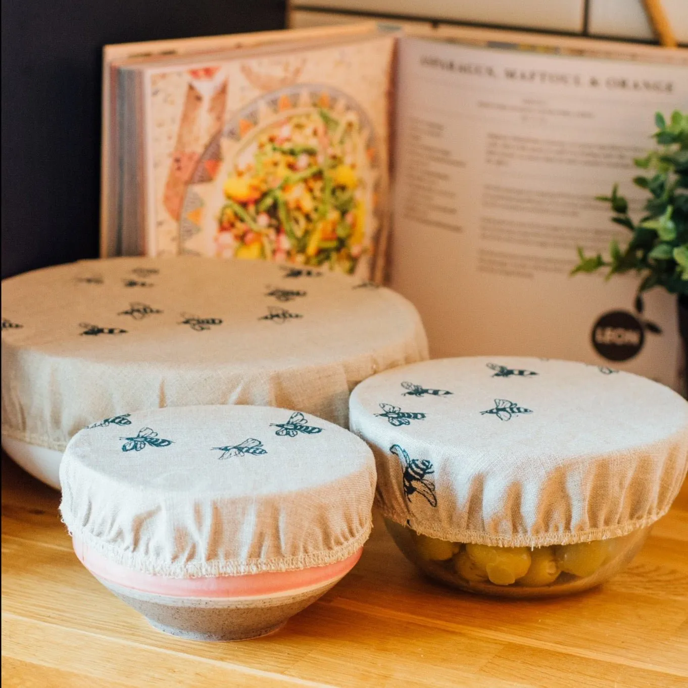 Bee Reusable Linen Bowl Covers Set