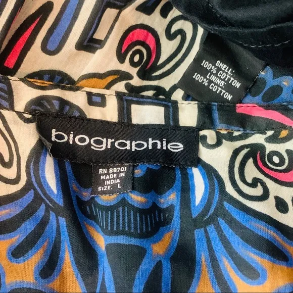Biographie / Ruffled Blue Cream Pink  Patterned