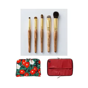 Bisyodo Olive Eye Brush Set (incl. Case, Shampoo, Towel)