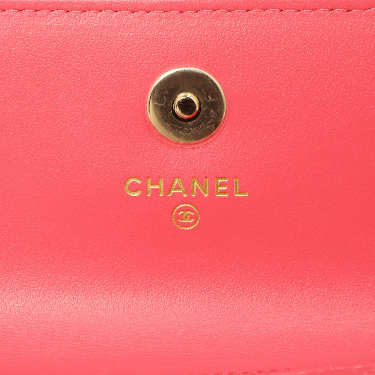 Chanel Pink Quilted Calfskin Pearl Clutch With Chain