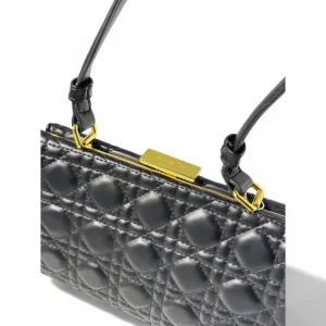 Classic Black Quilted Top-Handle Bag – Timeless Elegance ✨