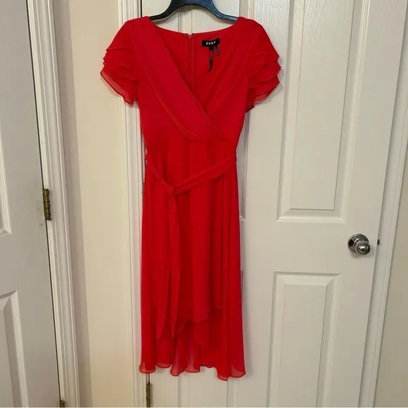 DKNY Tie Belt Ruffled Flutter Sleeve Surplice Neckline Dress in Melon/Coral Sz 2