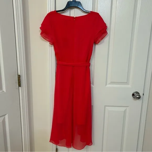 DKNY Tie Belt Ruffled Flutter Sleeve Surplice Neckline Dress in Melon/Coral Sz 2