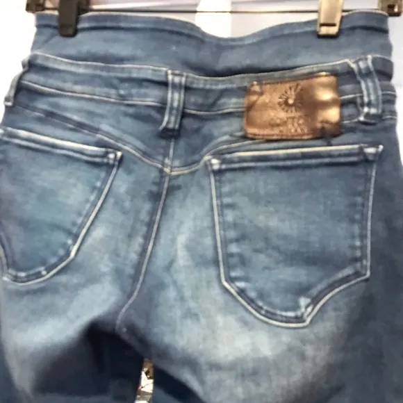 Don’t cry Milan jeans