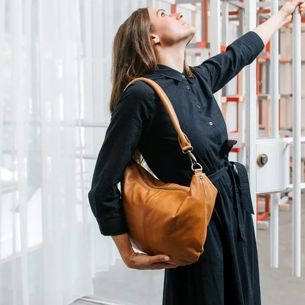 DUSKY ROBIN Elsie Bag - Tan