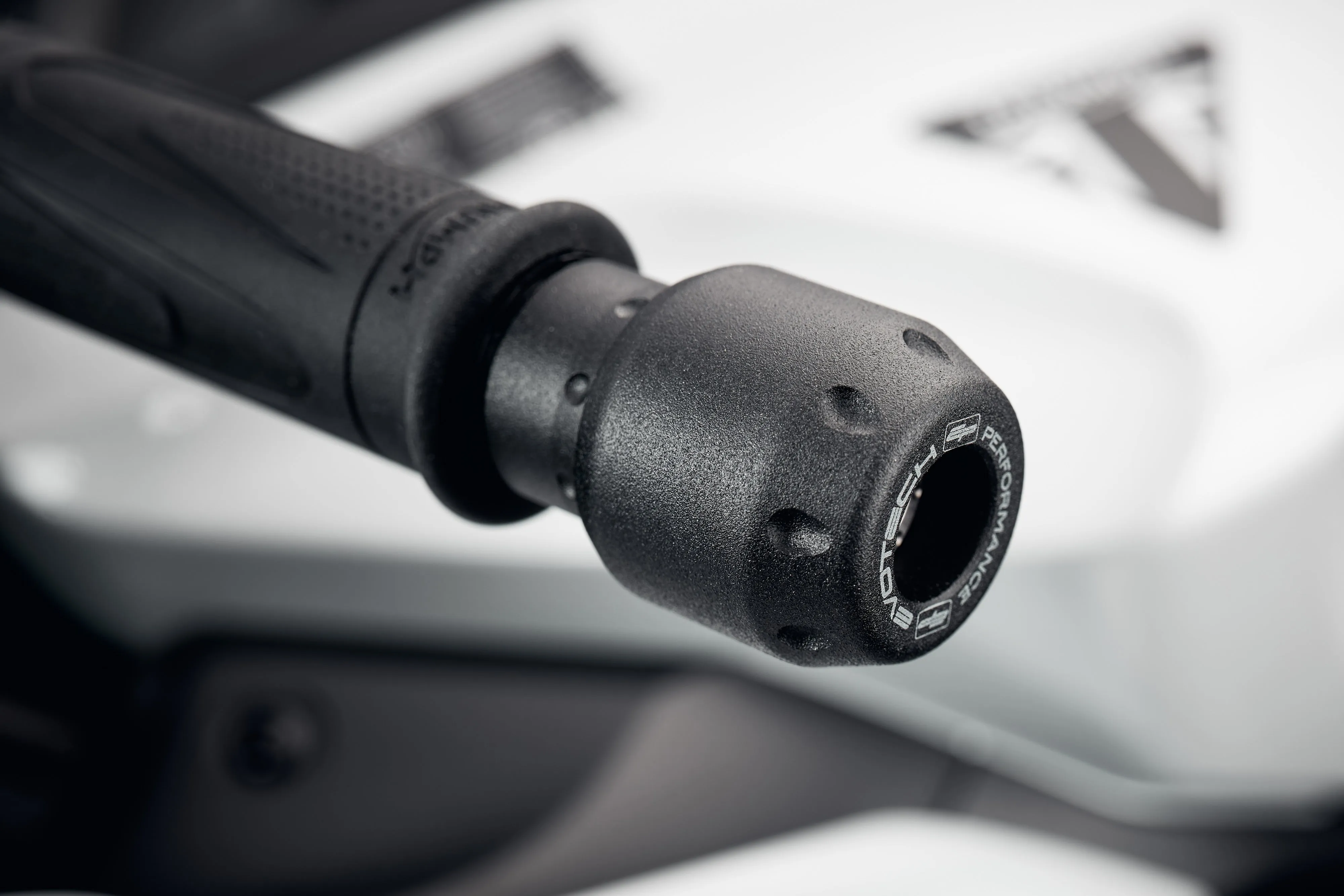 Evotech Bar End Weights (Touring) - Triumph Trident 660 Triple Tribute Edition (2024 )