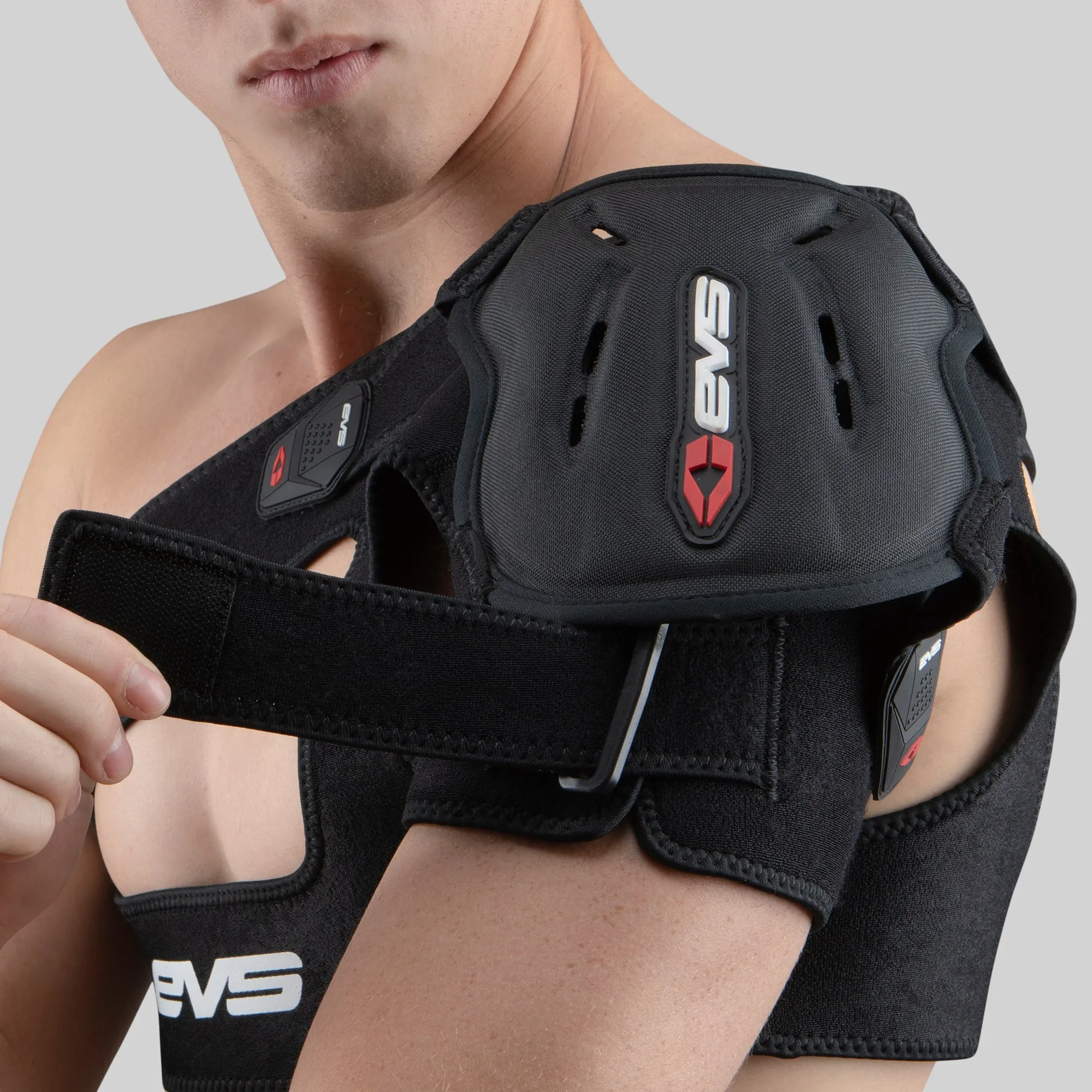 EVS SB04 Shoulder Support
