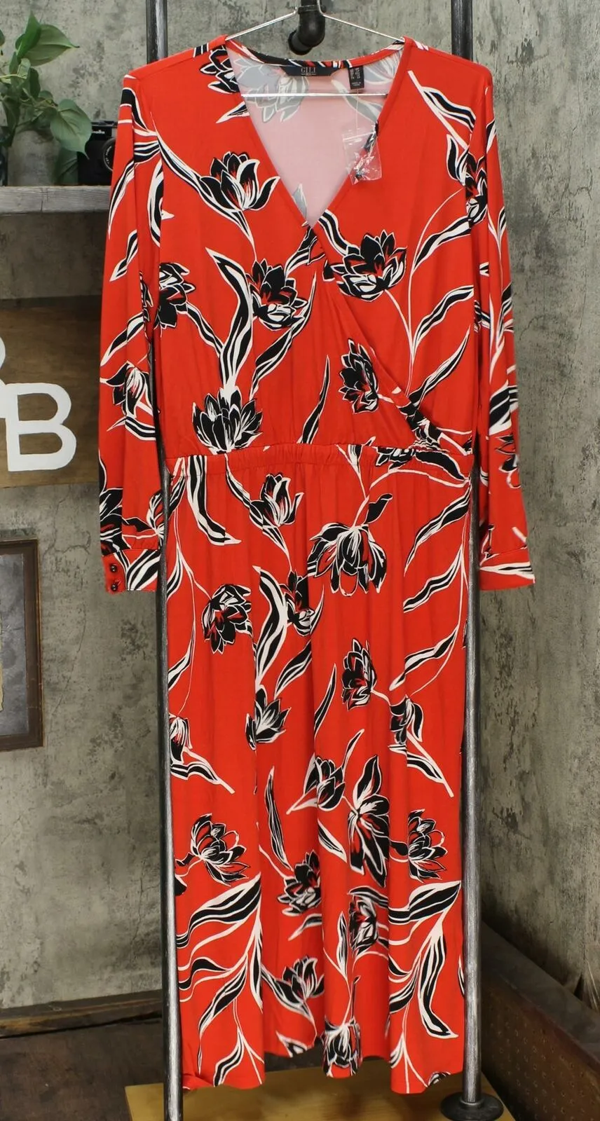 G.I.L.I. Women's Petite Jetsetter Long-Sleeve Knit Maxi Dress