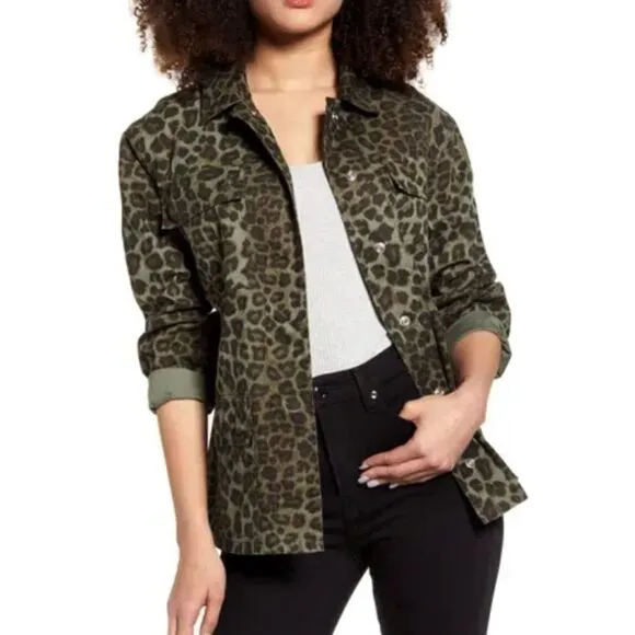 GOOD AMERICAN Camo Snap Front Jacket!