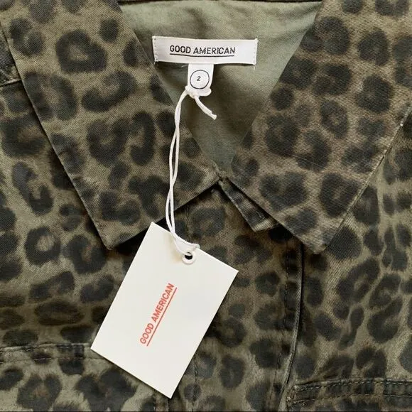 GOOD AMERICAN Camo Snap Front Jacket!