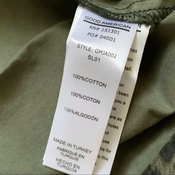 GOOD AMERICAN Camo Snap Front Jacket!