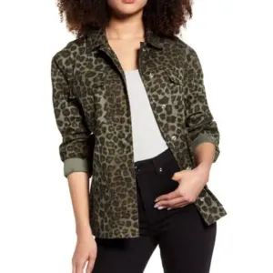 GOOD AMERICAN Camo Snap Front Jacket!