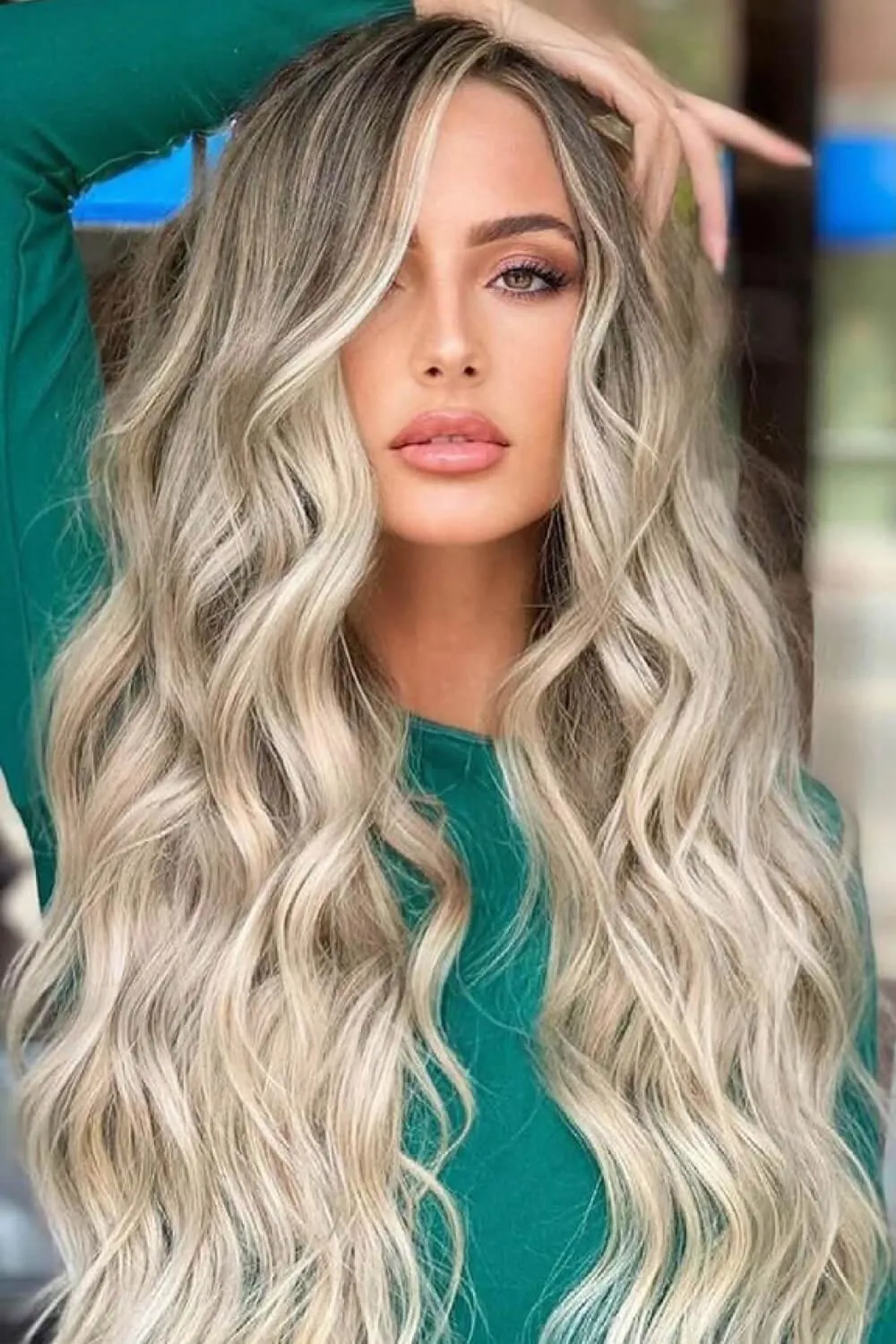 Hazel Blues® | Full Machine Made Long Wave Wigs 26''