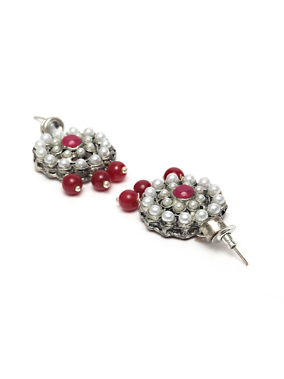 karatcart Oxidised Silver Red Beaded Choker Necklace Setfor Women