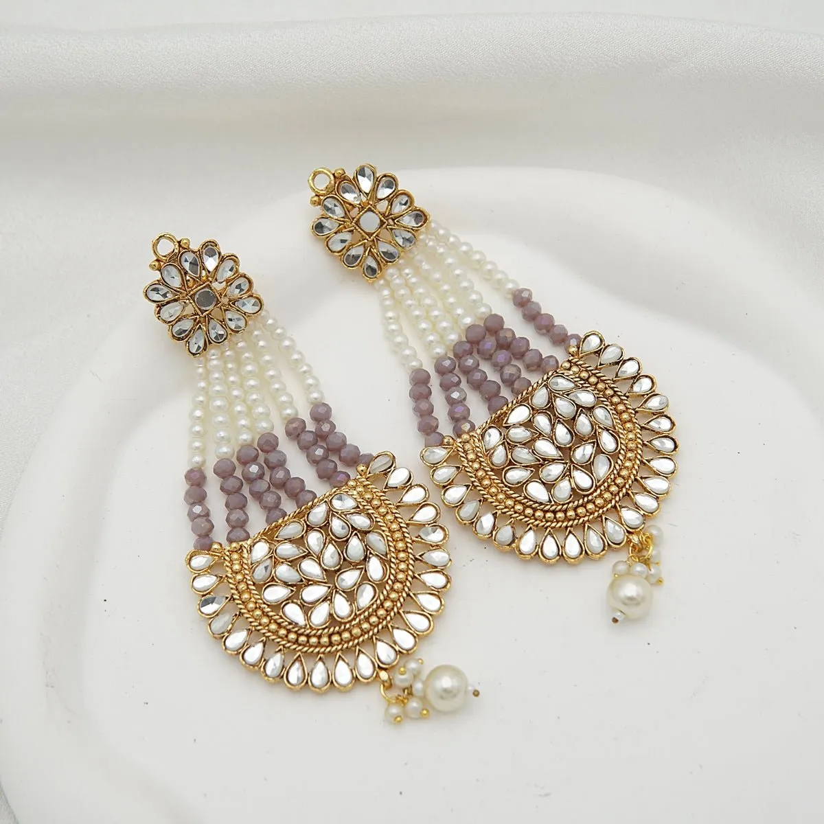 Kundan Passa Earrings With Pearls Work