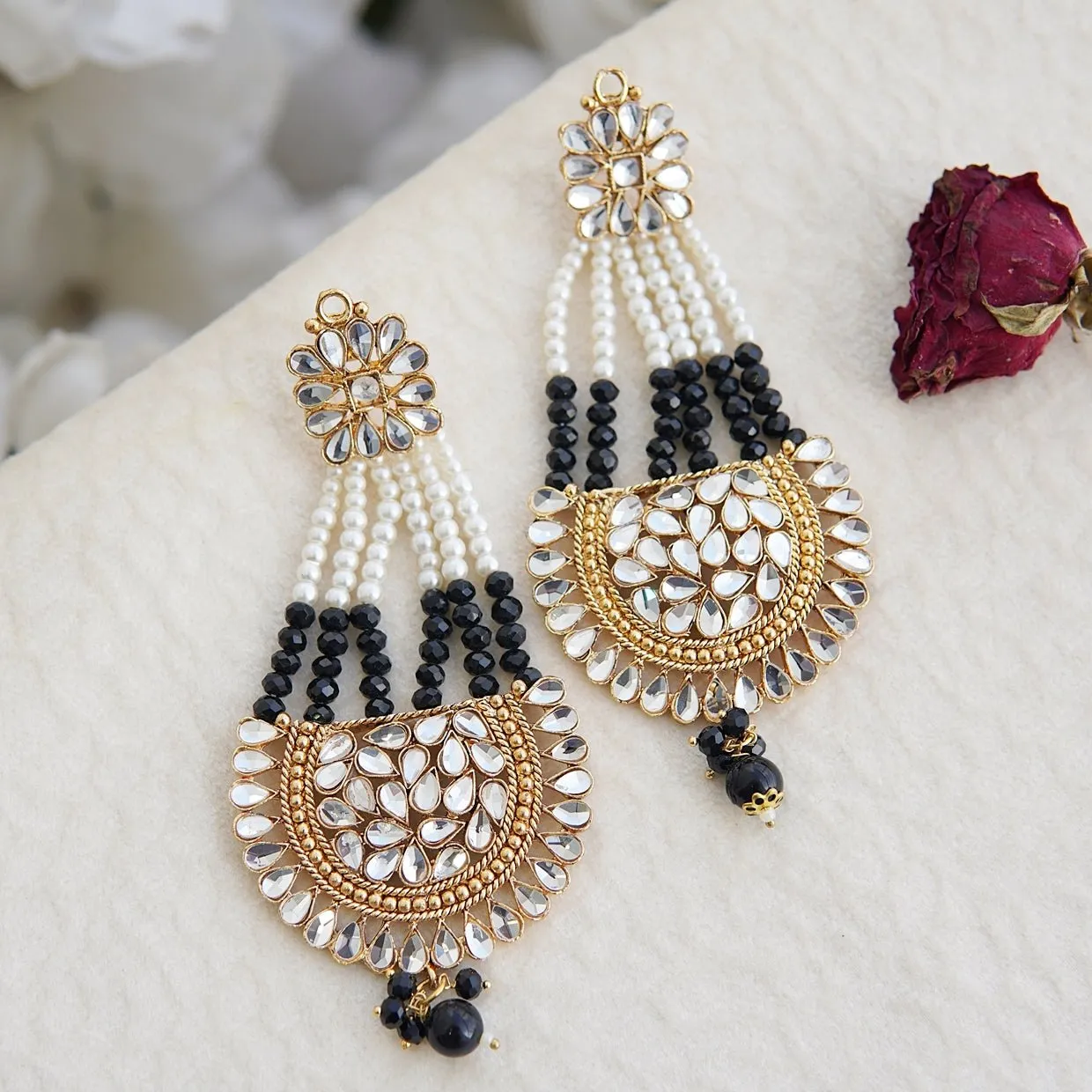 Kundan Passa Earrings With Pearls Work