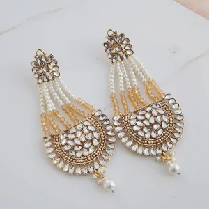 Kundan Passa Earrings With Pearls Work