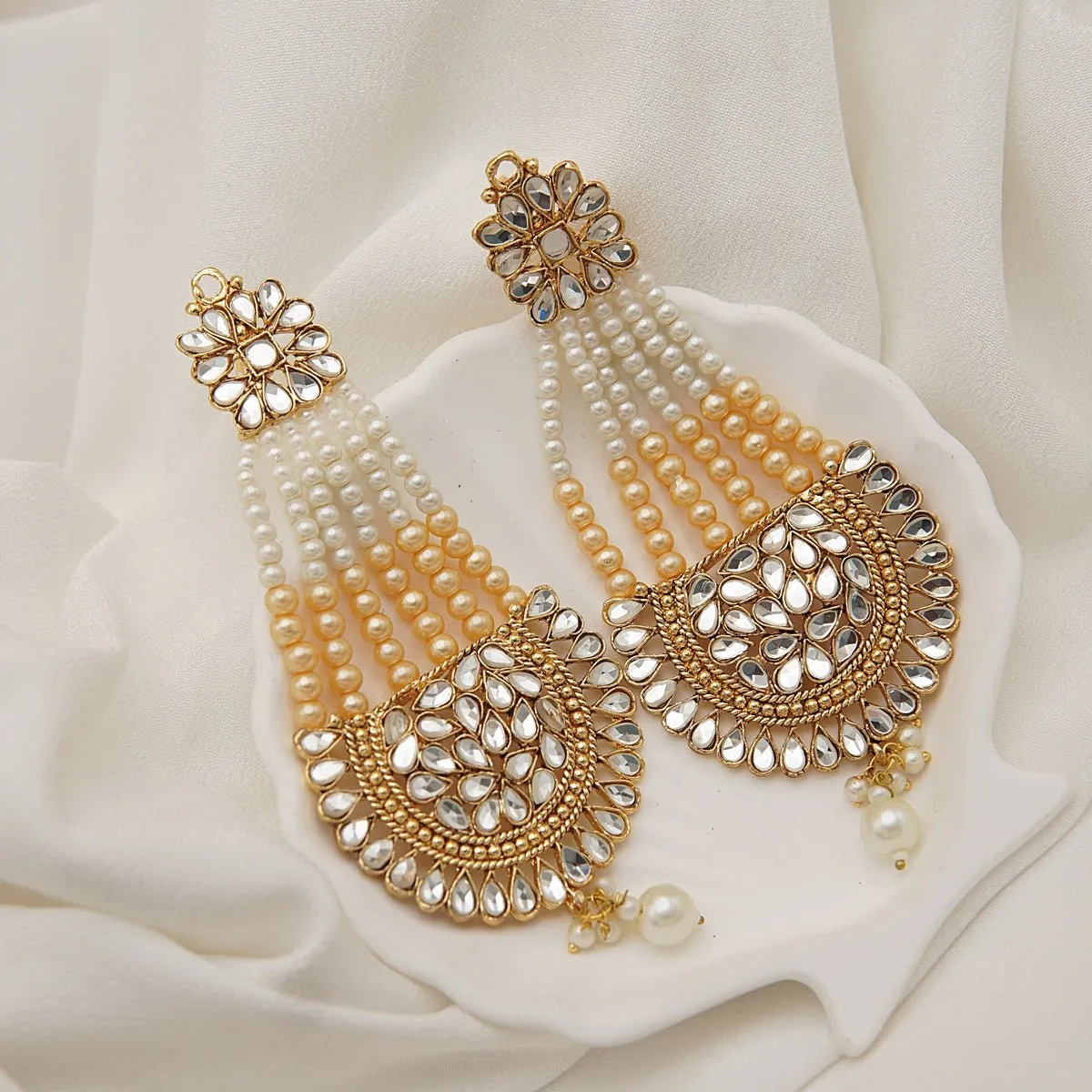 Kundan Passa Earrings With Pearls Work