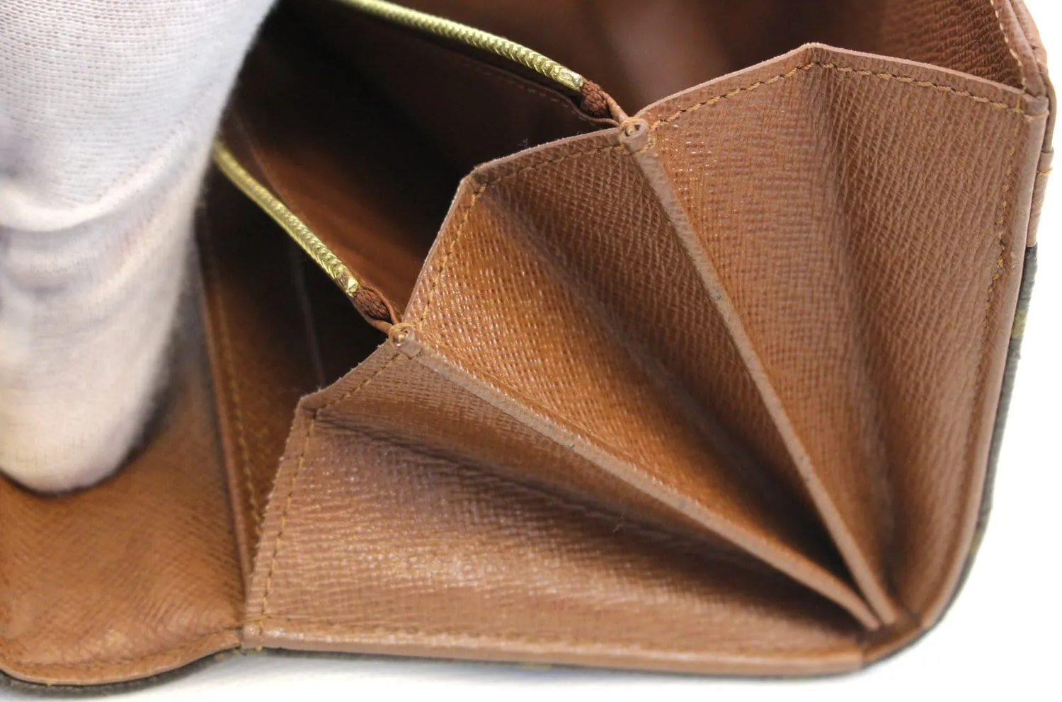 LOUIS VUITTON Monogram Canvas Sarah Etoile Wallet