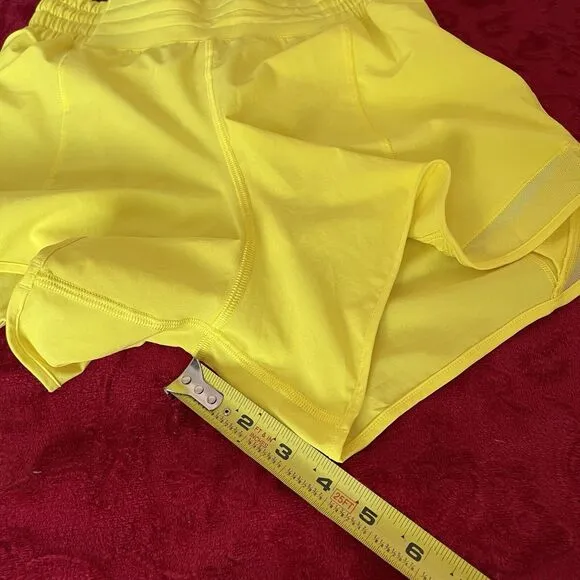 Lululemon Hotty Hot LR Short 4” Lined Swift Size 4 Sonic Yellow