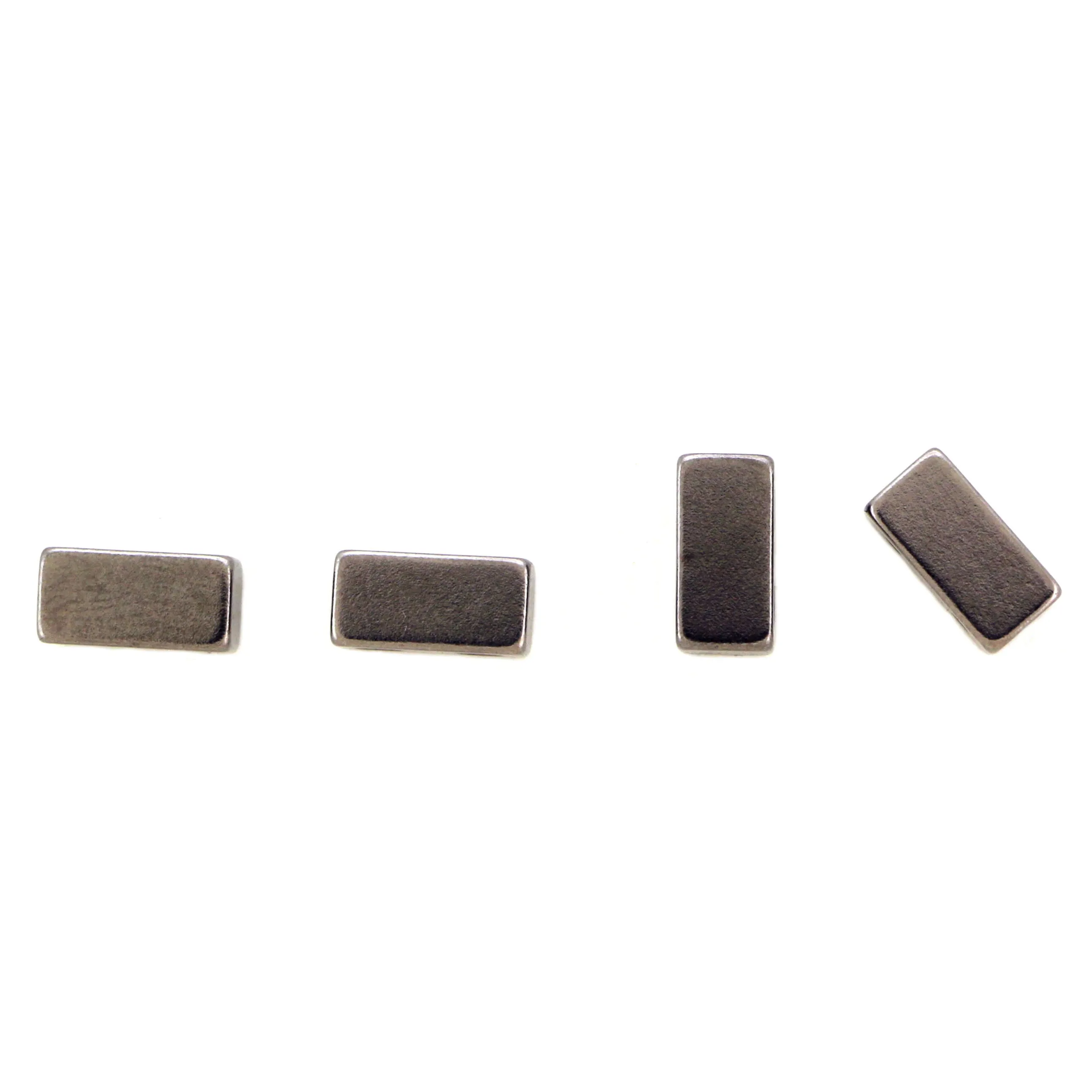 Magnetic Clasp 2 Hole Gunmetal Gray Sets Of 10 MC02