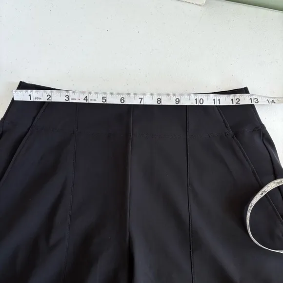 NWOT Athleta cosmic Bermuda shorts black size 4