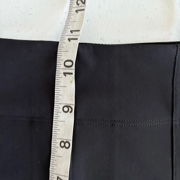 NWOT Athleta cosmic Bermuda shorts black size 4
