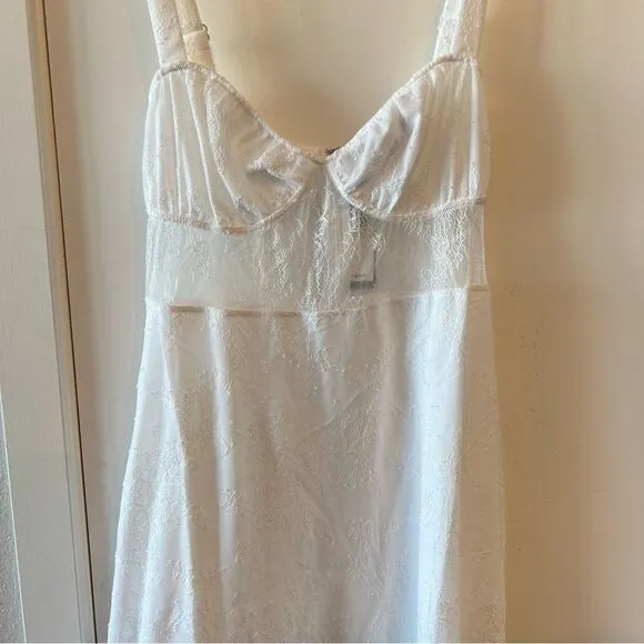 NWT WeWoreWhat Danielle Bernstein Lace Sheet Midi Dress in White L