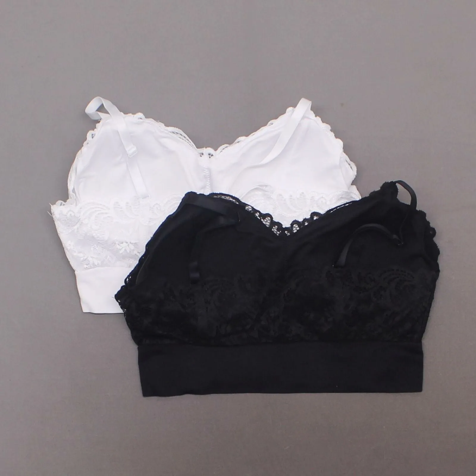 Rhonda Shear 2 Pack Lace Leisure Bras With Removable Pads