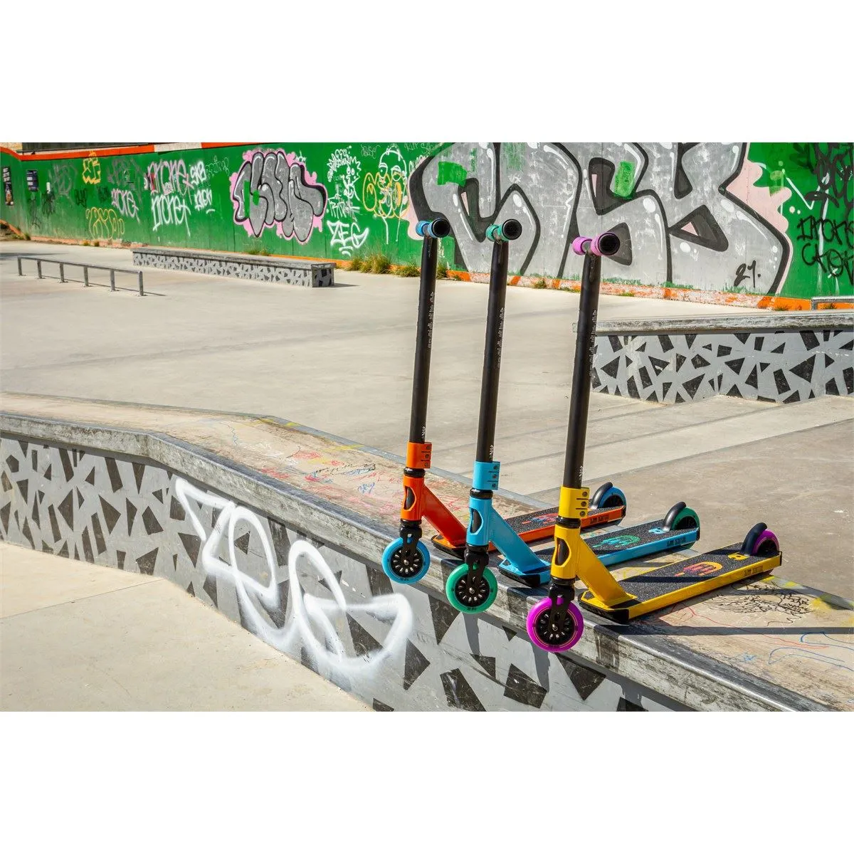 Slamm Tantrum V9 Junior Stunt Scooter - Orange