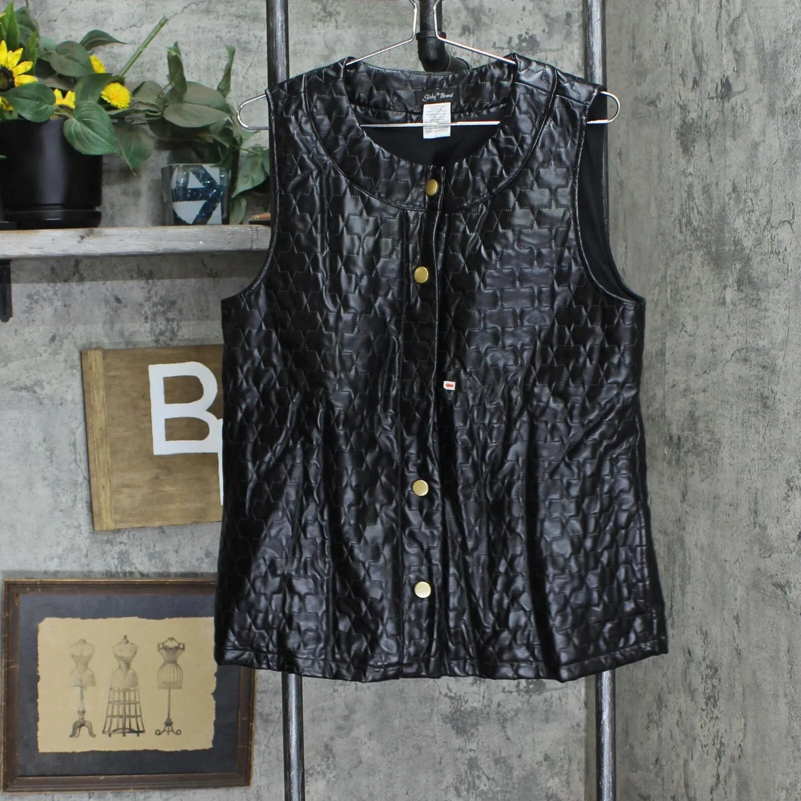 Slinky Brand Womens Faux Leather Quilted Vest 689698 Black L