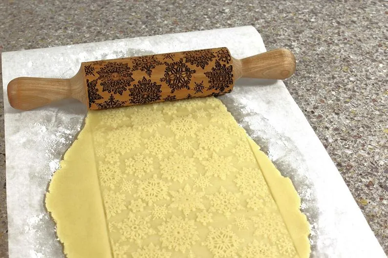 Snowflake 3 Embossed Rolling Pin, Christmas Gift,  Textured Cookie, Clay Stamp, Baking Gift, Christmas Gift