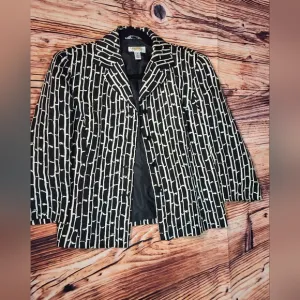 TALBOTS  Geometric Black and White S8 BLAZER