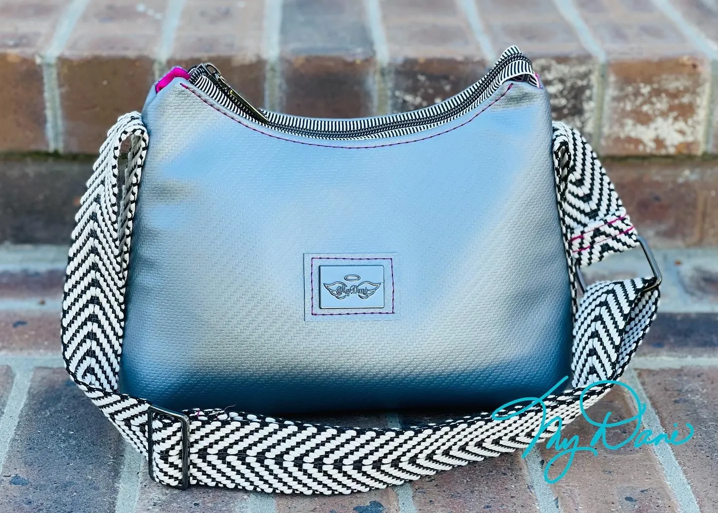 The Beanie Baguette Handbag in Grey Textured Marine Vinyl
