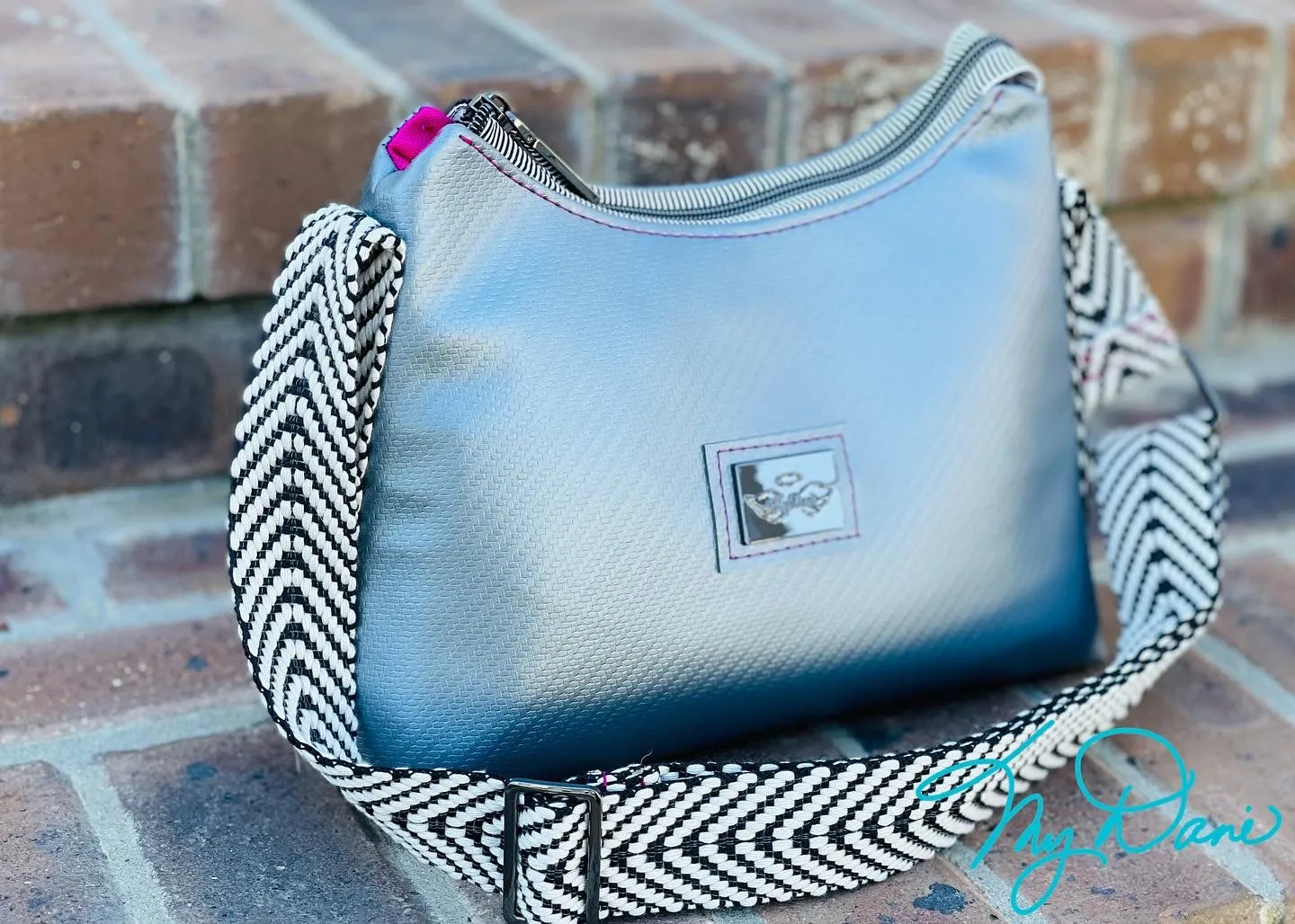 The Beanie Baguette Handbag in Grey Textured Marine Vinyl
