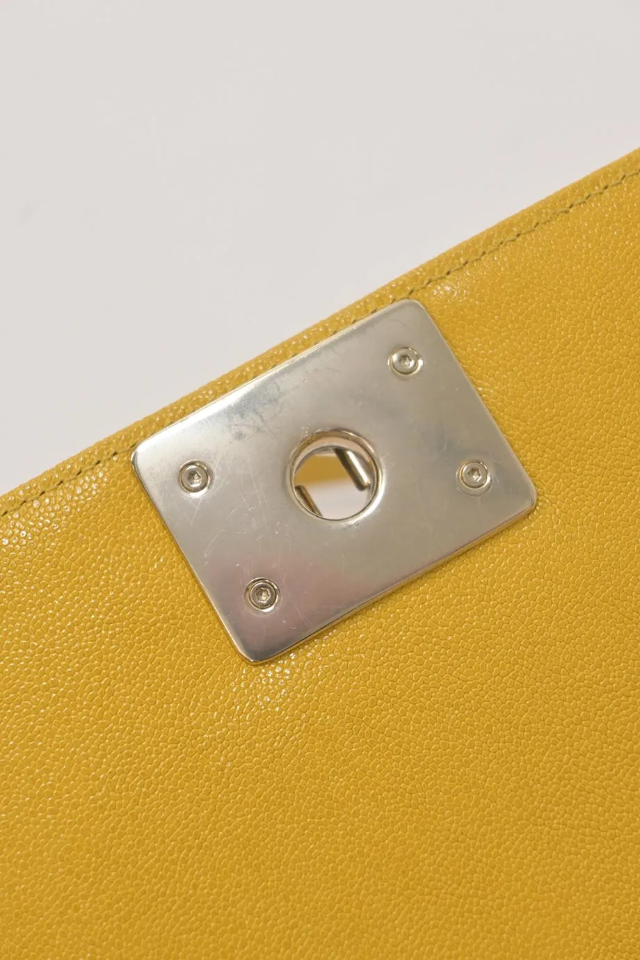 [WB6304] Chanel | Cross-Body Bag