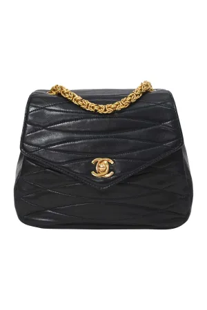 [WB7298] Chanel | Cross-Body Bag