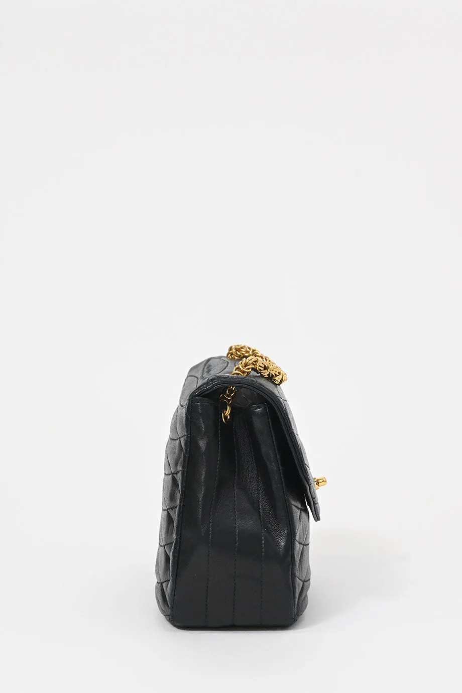 [WB7298] Chanel | Cross-Body Bag